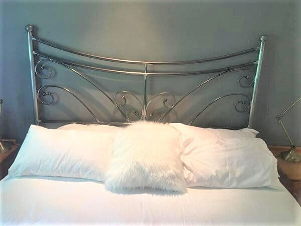 headboard image